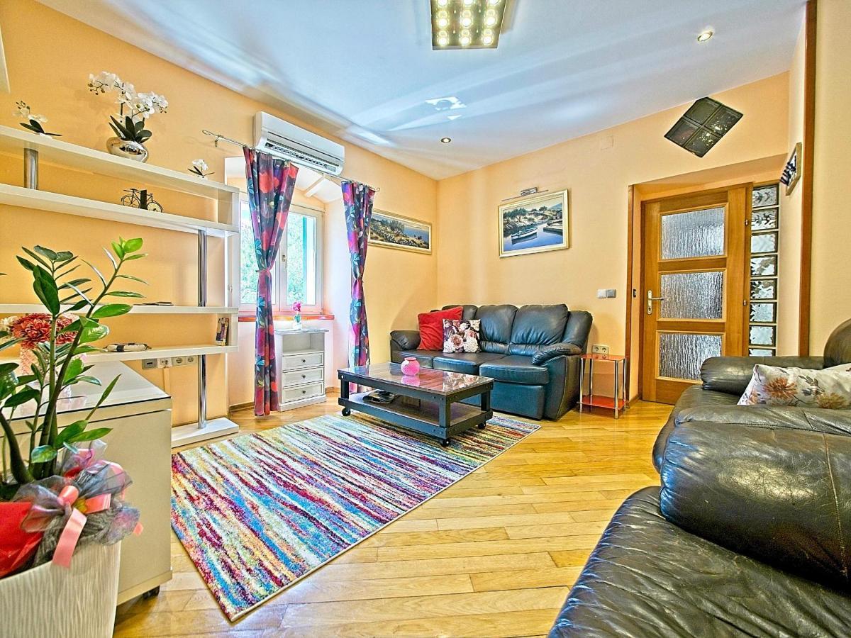 ספליט Nina Apartment מראה חיצוני תמונה